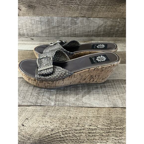 Yellow Box Braided Metallic Rhinestone Buckle Cork Wedge Sandals Size 10 - Picture 3 of 9